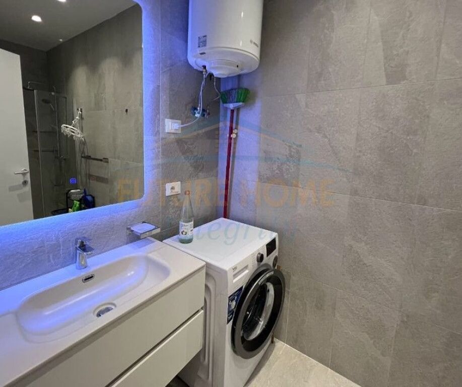 Rent, Apartment 1+1+Parking Space, Foleja e Gjelbër, Zogu i Zi, Tirana.