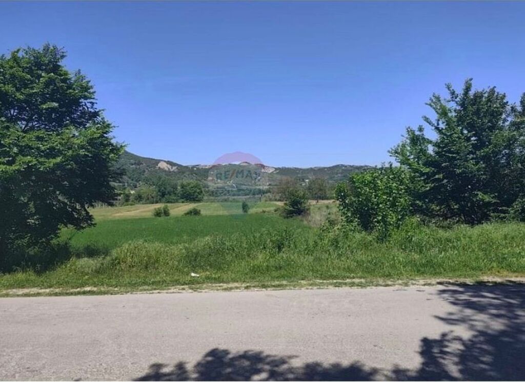 Terreno edificabile - In vendita - Pezë, Tirana  ID: 530571004-2