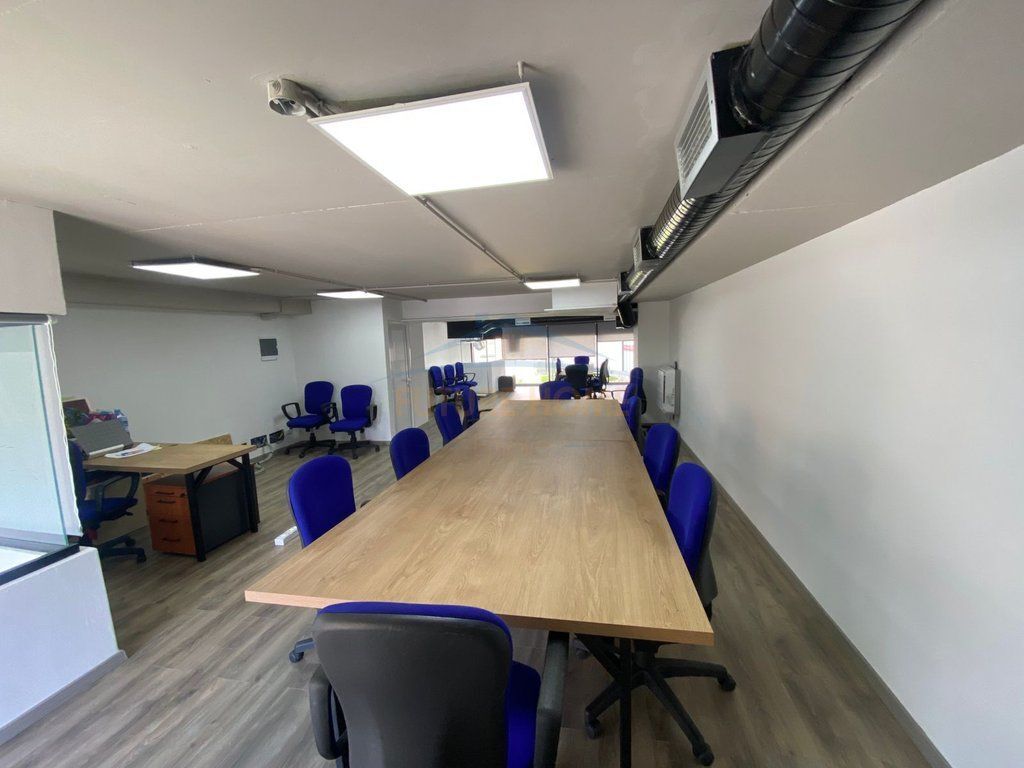 Qera, Ambjent, Rezidenca Marga 1, Rruga Jordan Misja, Tiranë.