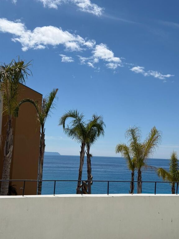 SHITET APARTAMENT2+1 SANTORINI DHERMI