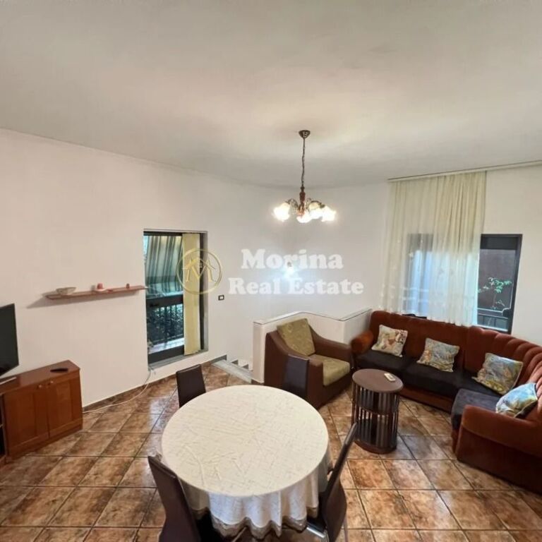 Qera | Shtëpi private 2 + 1 | Rruga e Durrësit | 600 €/muaj