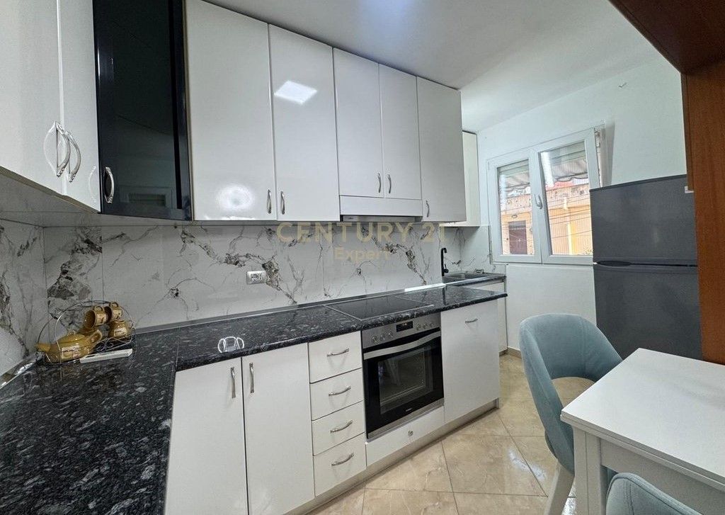 JAPIM 1+1 ME QIRA TE 21 DHJETORI