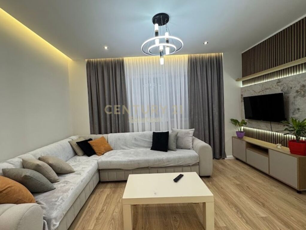 AFFITTIAMO APPARTAMENTO 2+1