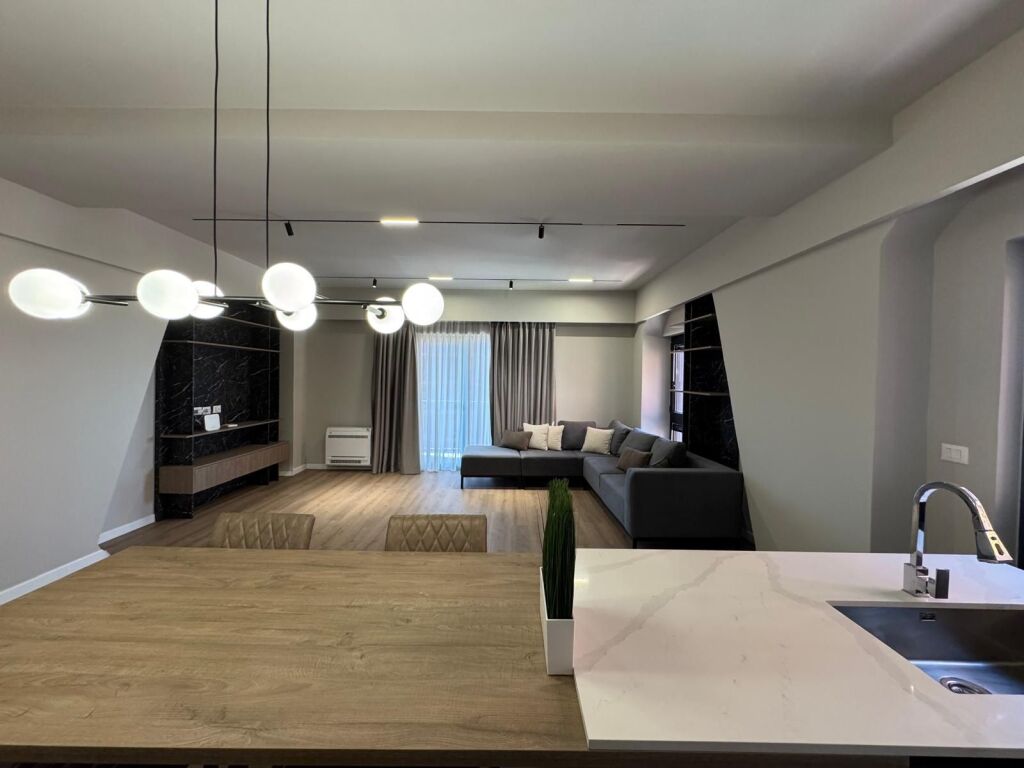 Appartamento 2+1+2 in vendita Tirana Garden Building, Rruga e Kavajes