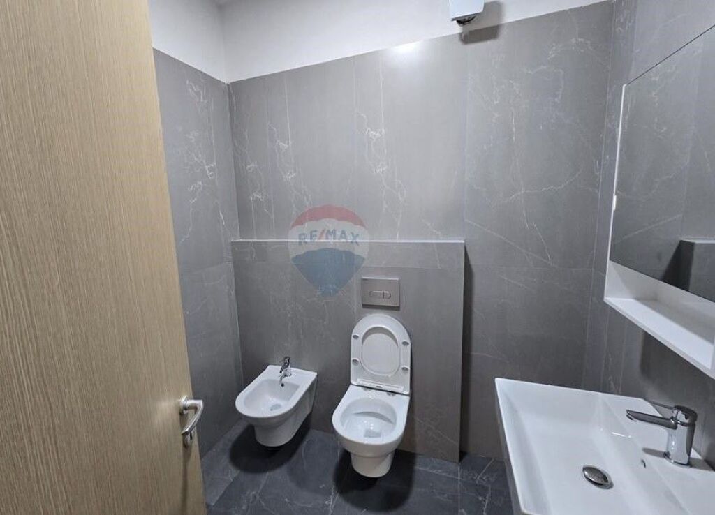 Apartament 2+1+2 me qera tek 5 Maji ID: 530411001-1345