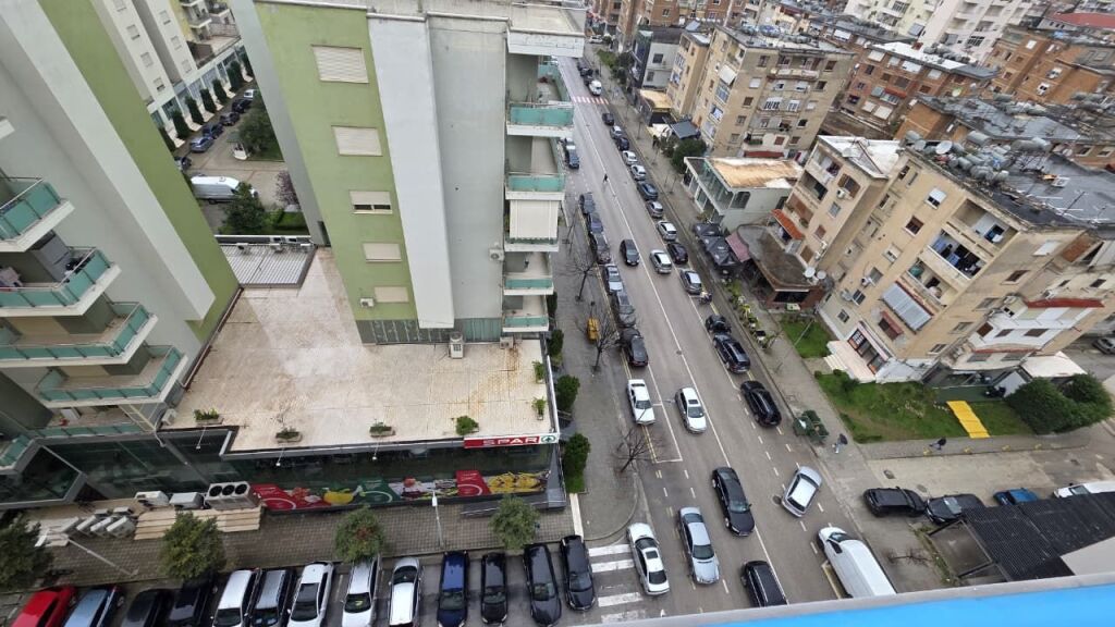 🌆 Apartament 1+1 në shitje – Albano &amp; Romina, pranë Arjolit | Vlorë