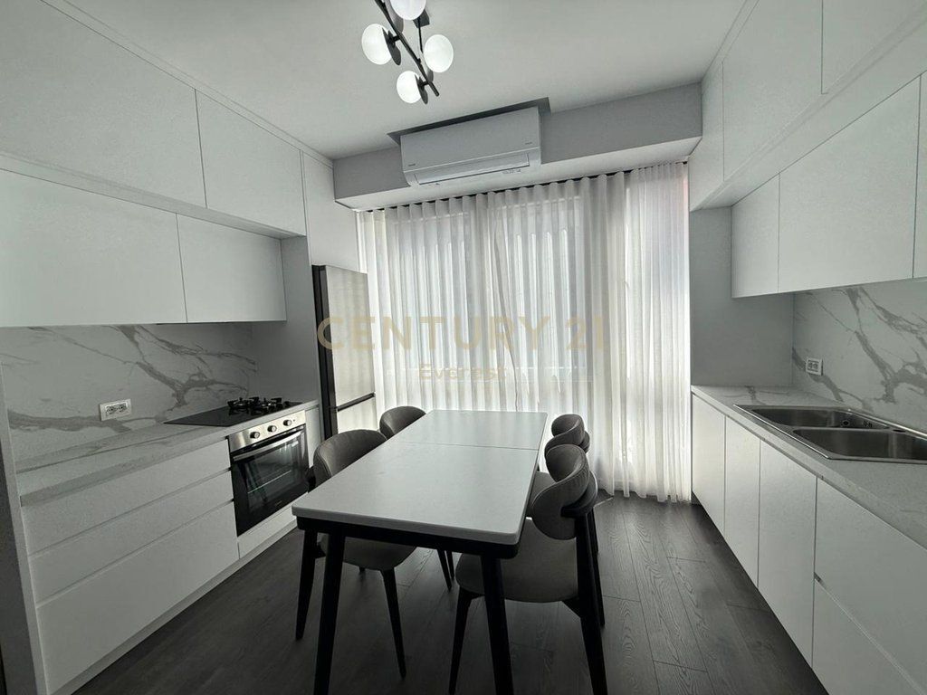 SERVICE COMPLEX, 2+1 APARTMENT FOR RENT