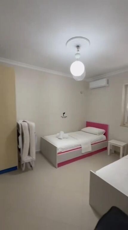 APARTAMENT ME QERA 3+1 PAZARI I RI 80.000 LEKE FH-68485