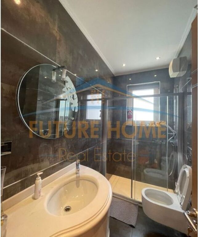 Qera, Apartament 2+1, Bllok