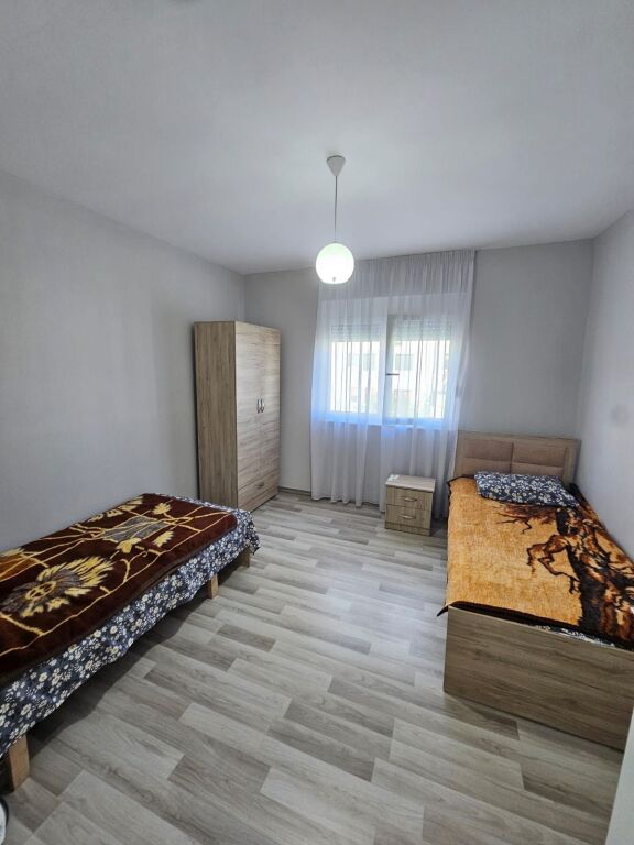 SHITET APARTAMENT 2+1 TEK VALA PARK - STADIUMI DURRES