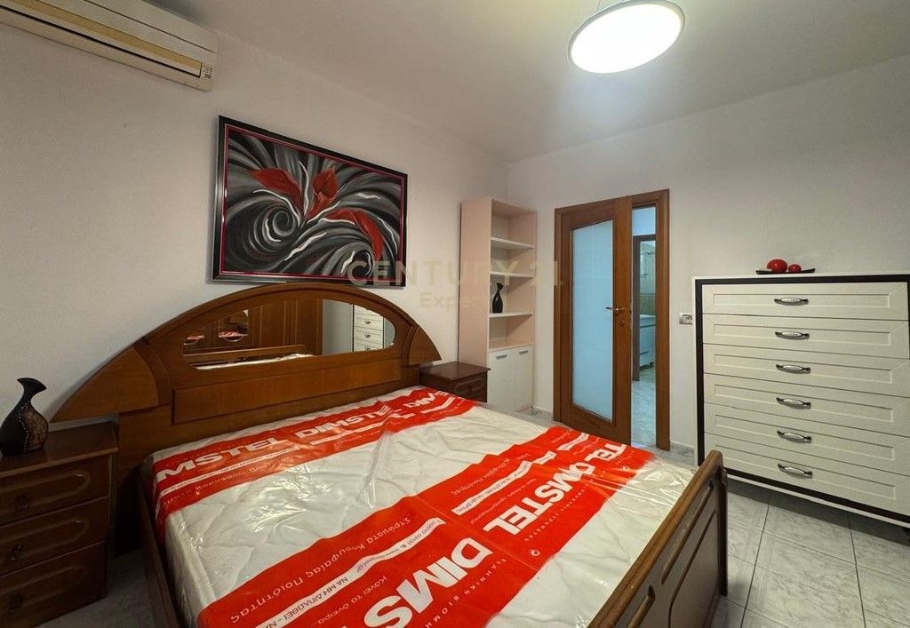 JAPIM 1+1 ME QIRA TE 21 DHJETORI