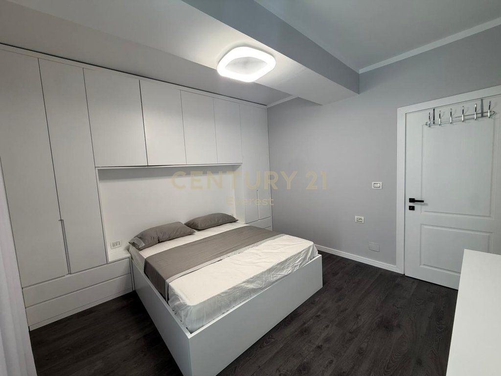 SERVICE COMPLEX, 2+1 APARTMENT FOR RENT