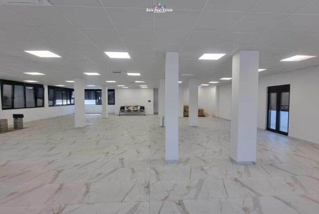 Zyre Me Qera Prane Teg (ID BZ2911) Tirane