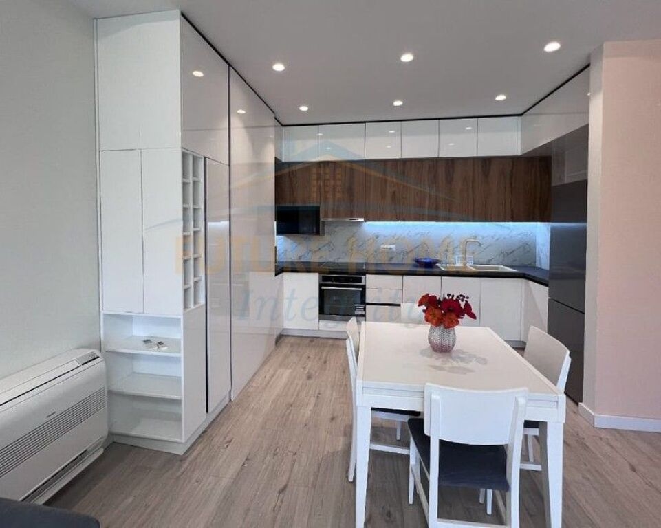 Rent, Apartment 1+1+Parking Space, Foleja e Gjelbër, Zogu i Zi, Tirana.