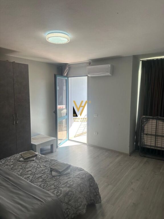 JEPET APARTAMENT 2+1+BLK ME QERA TE RRUGA E ELBASANIT 700 EURO
