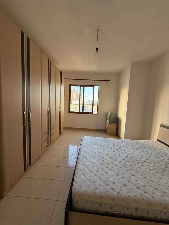 Apartament me qera 1+1