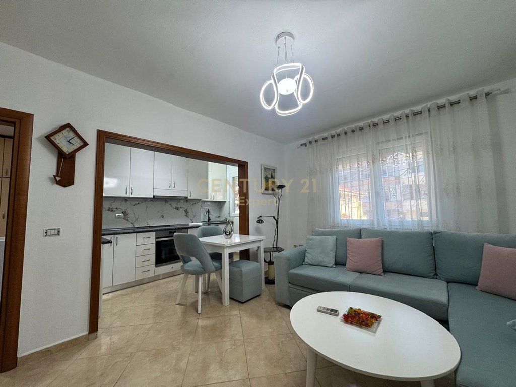 AFFITTASI 1+1 AL 21 DICEMBRE 550 € /Mese