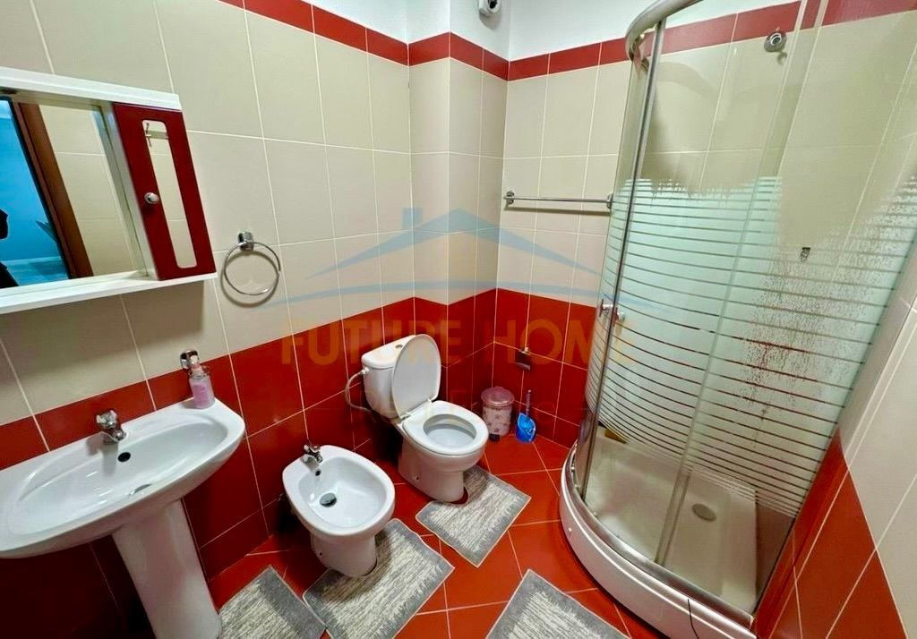 🏡 2+1 con Super Spazio a Yzberishti – 94 m^2 Netto &amp; Illuminazione Massima! ✨