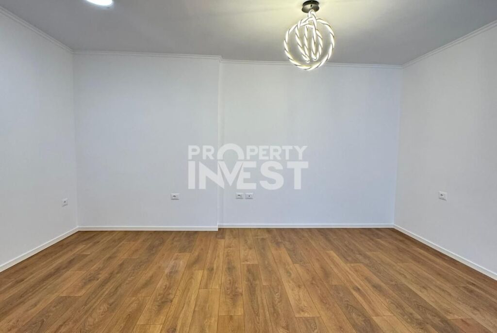 Studio apartment for sale on Sulejman Delvina street, former Hotel Diplomat