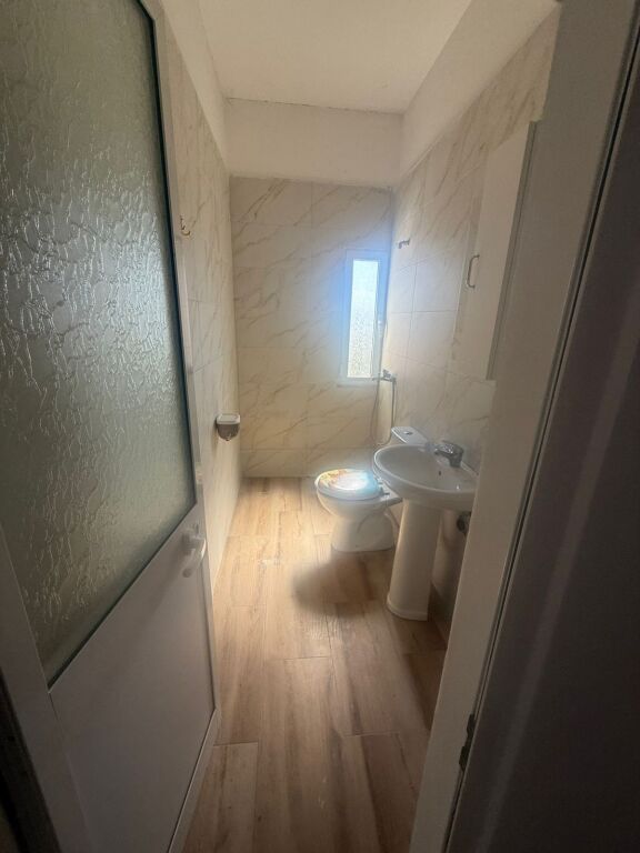 Qera, Apartament, Tufinë, Tiranë – 18,000 Lekë | 65m²