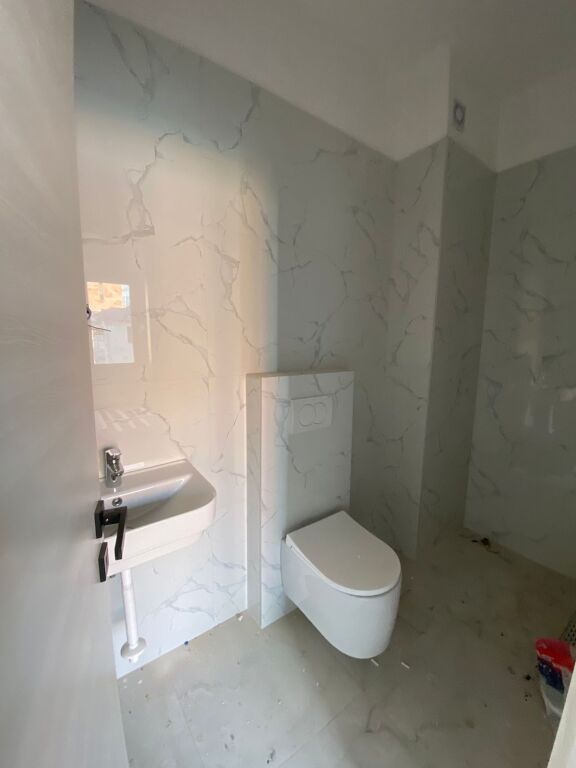 Paskuqan , Ahmati petrol , 2+1+2wc per qera