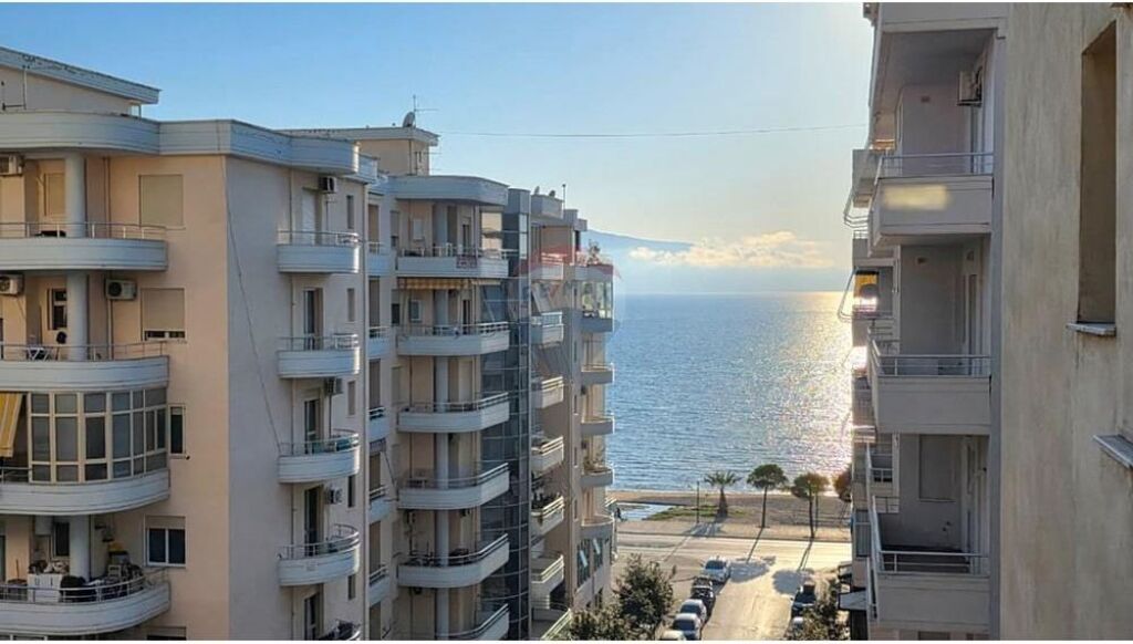Apartment 1+1 for Rent – Reshat Osmani Street, Vlora