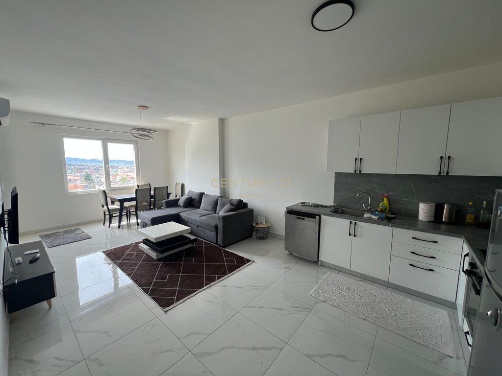 Appartamento 1+1 in affitto a Kamez