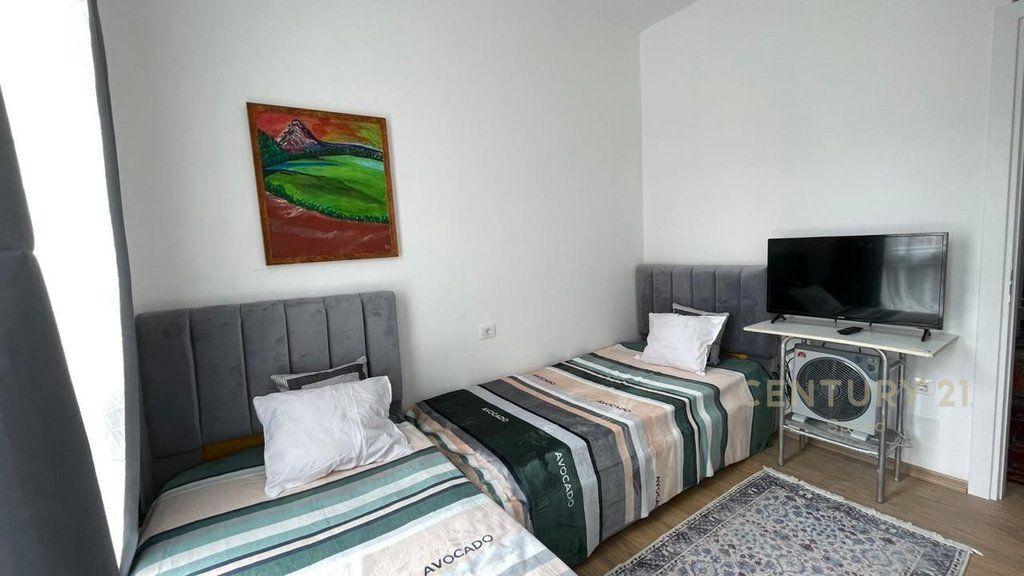 Studio apartments for rent in the 5 Maj area!