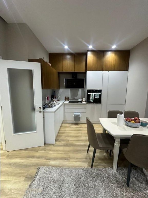 Apartament 2+1+2 Për Shitje pranë Square 21, Tiranë!