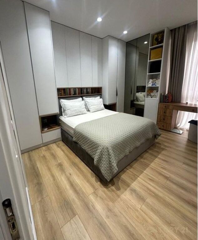 Appartamento 2+1+2 in Vendita vicino a Square 21