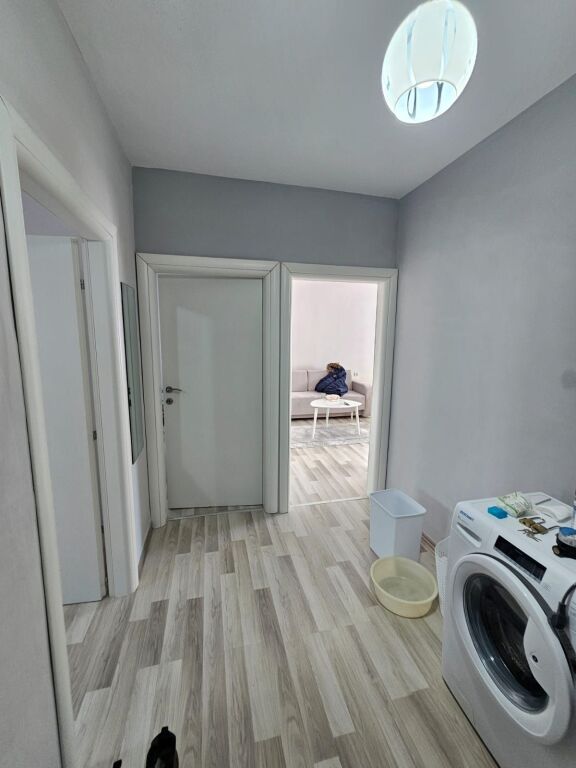 SHITET APARTAMENT 2+1 TEK VALA PARK - STADIUMI DURRES