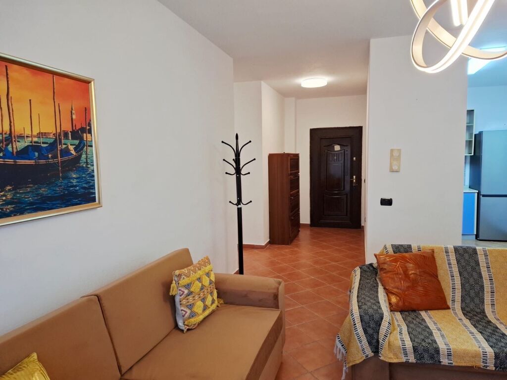 For rent 2+1+2 Kavaja St Him Kolli 600€