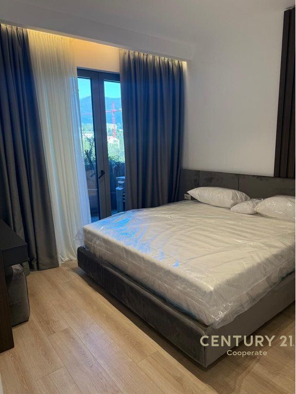 Modern 2+1+2 apartment for rent in Lion Residence, near Air Albania Stadium.