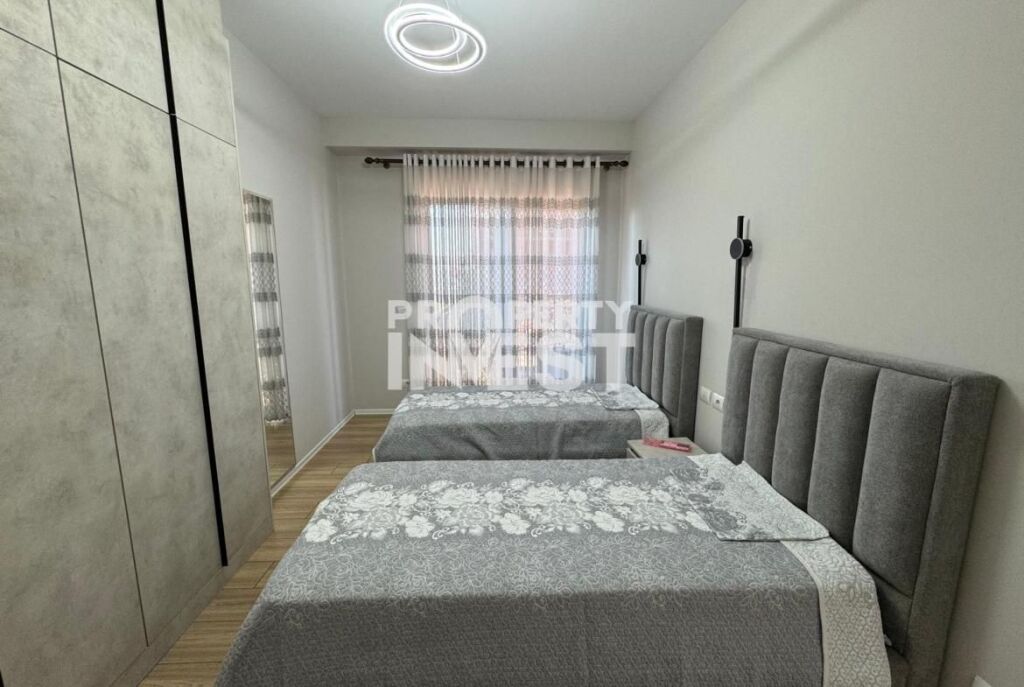 Apartment 3+1+2+parking space for rent, Tirana Garden Building, Kavaja Street