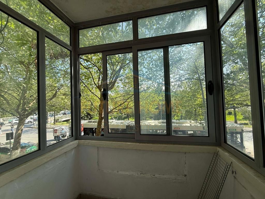 Qera, Apartament 2+1, 21 Dhjetori