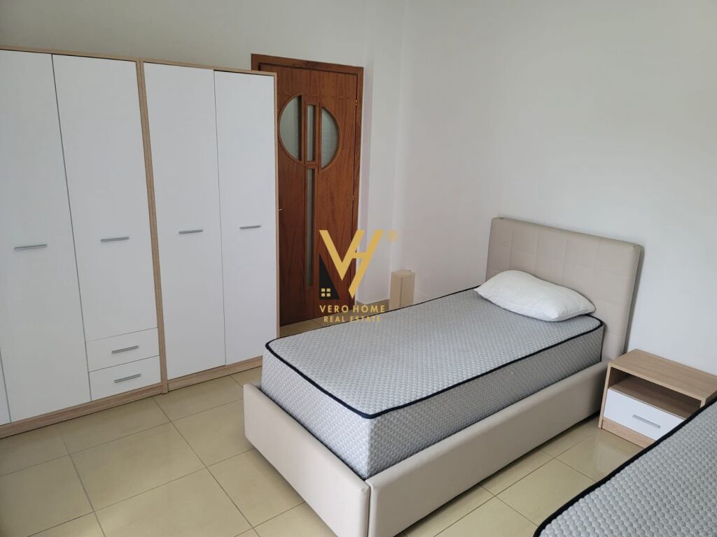 JEPET VILE TRE KATESHE ME QERA TE RRUGA E ELBASANIT 2.500 EURO