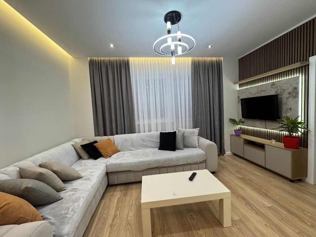 FOR RENT 2+1 APARTMENT NEAR ELEONORA!