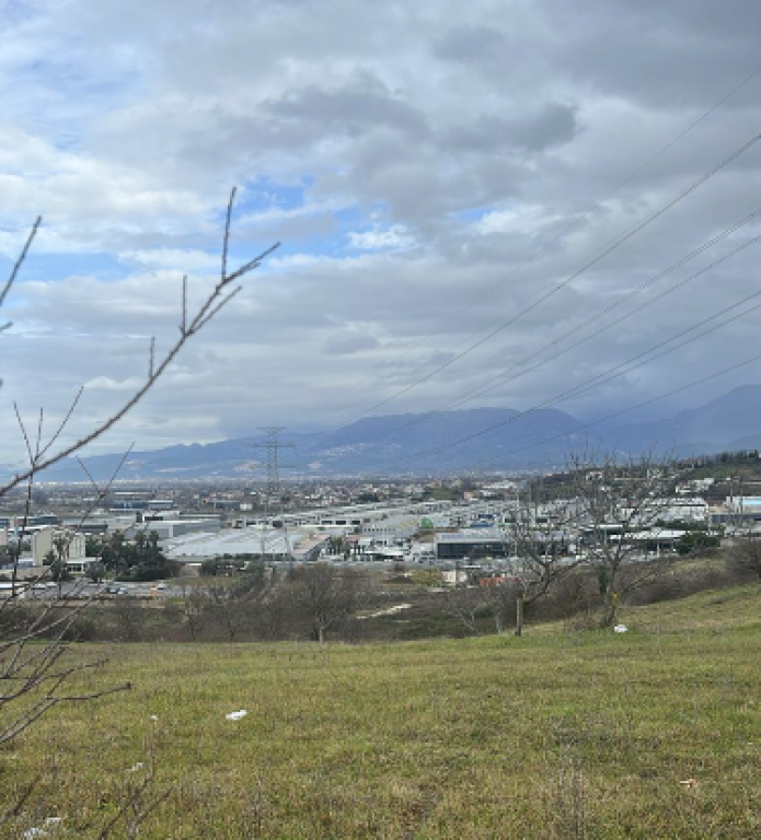 TOKË PËR SHITJE – AUTOSTRADA TIRANË–DURRËS