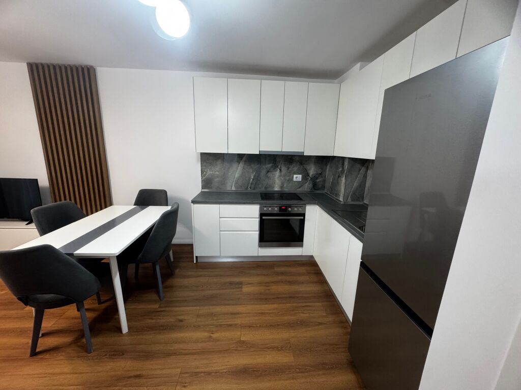 🏡 Apartament 2+1+2 +parkim për Shitje – Rruga e Elbasanit