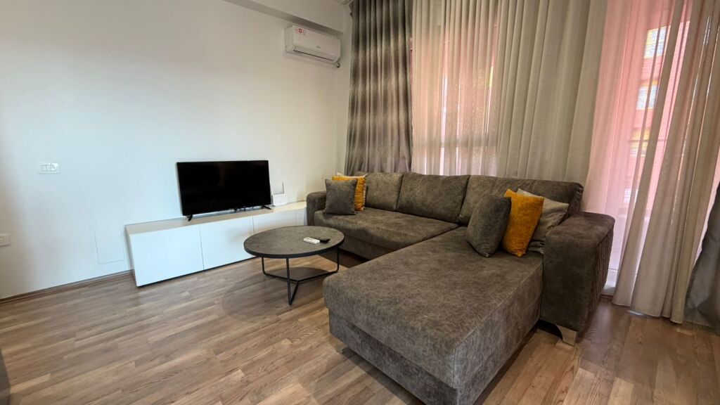 We rent a 1+1 apartment in Ali Dem, Mangalem complex!