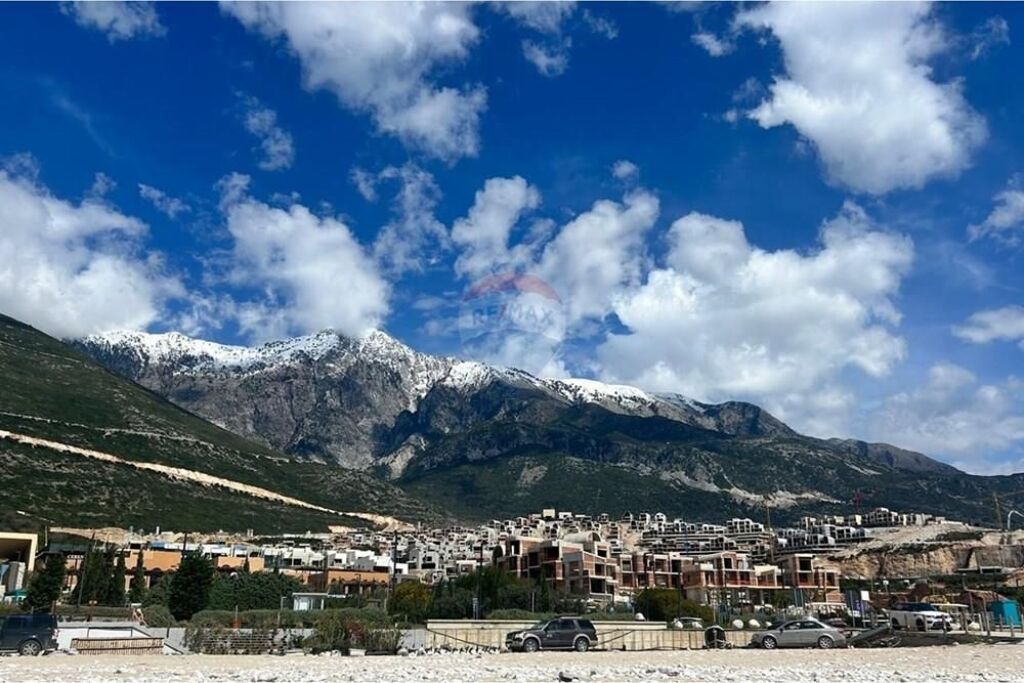 Apartament 1+1 në shitje në Green Coast 2 – Investim Elitar në Rivierën Shqiptare