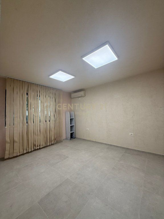 ZYRE PER QIRA TE MOZAIKU I TIRANES!