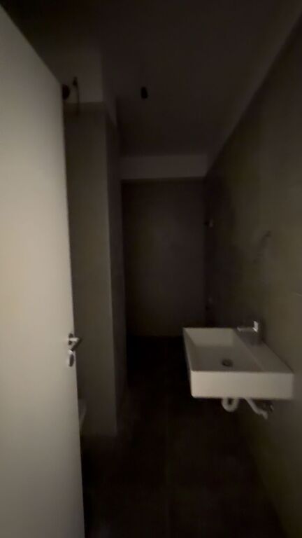 🏡 2+1+2 për shitje – Komuna e Parisit