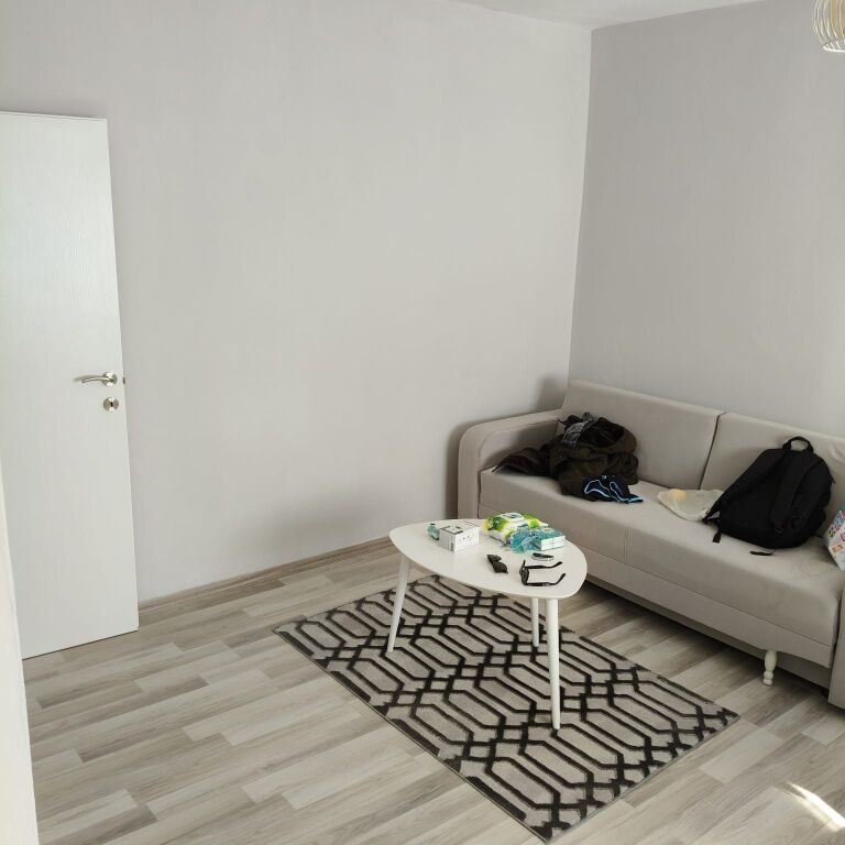🏡 SHITET APARTAMENT 2+1 TEK VALA PARK – STADIUMI, DURRËS