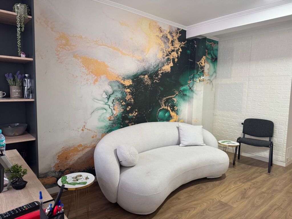 Business Unit For Rent, Kavaja Street, Ambulance no.9, 21 December