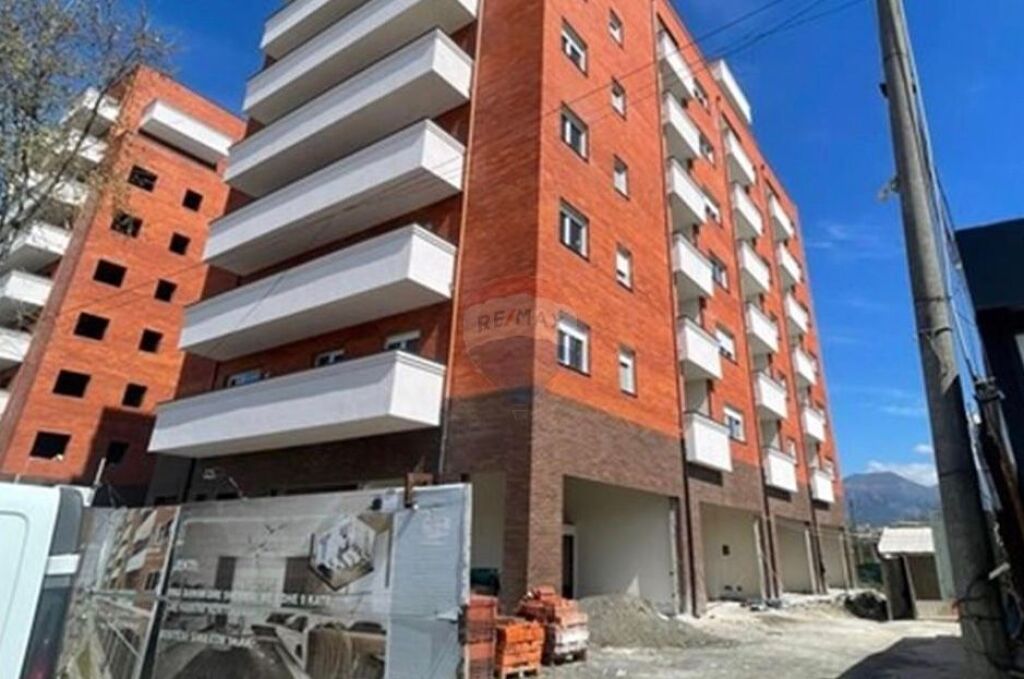 Apartament - Për Shitje - Bulevardi Blu, Kamëz ID: 530581011-9