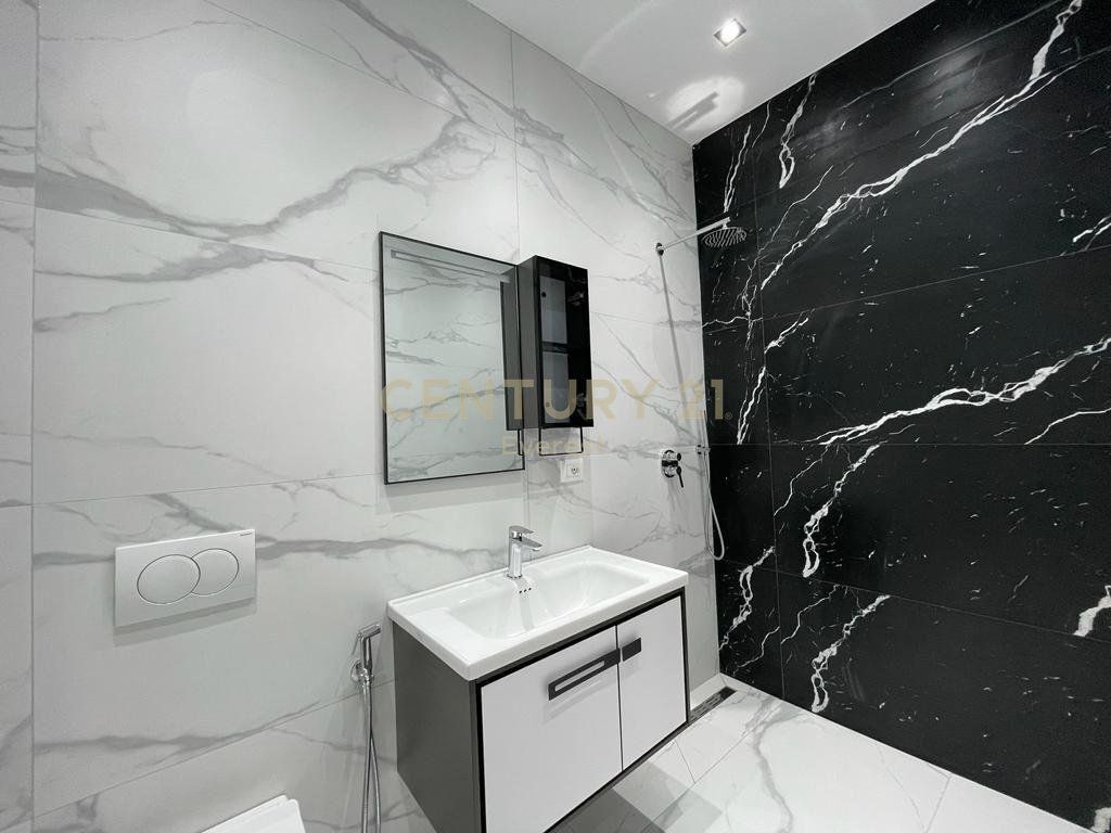 Comune di Parigi – Affittasi appartamento 2+1