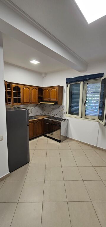 Vilat Amerikane, jepet me qera 2+1