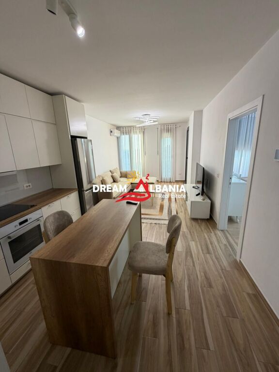 Super Appartamento 1+1 in Affitto Via Dibra, Vicino alla Farmacia 10 a Tirana (ID 42111551)