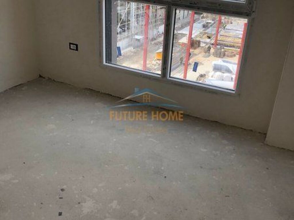 Shitet, Apartament 3+1+2, Ali Demi